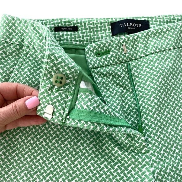 Talbots capri trousers in a cotton & spandex blend, petite size - Picture 9 of 12